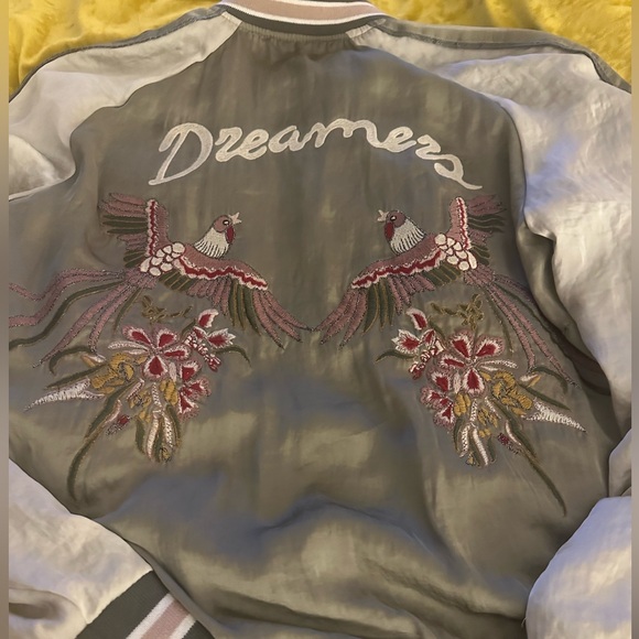 Zara Trafaluc Bomber Jacket Womens Green Satin w Embroidered Birds Dreamers - Picture 7 of 8